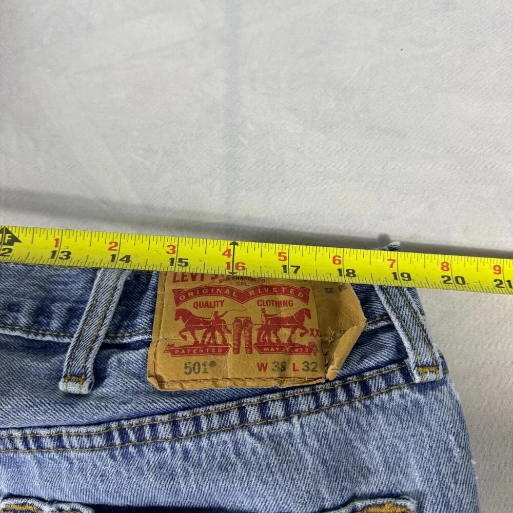 Levi's 501 Men's Straight Leg Jeans‎ Blue Denim Medium Wash 5-Pocket W38 L32